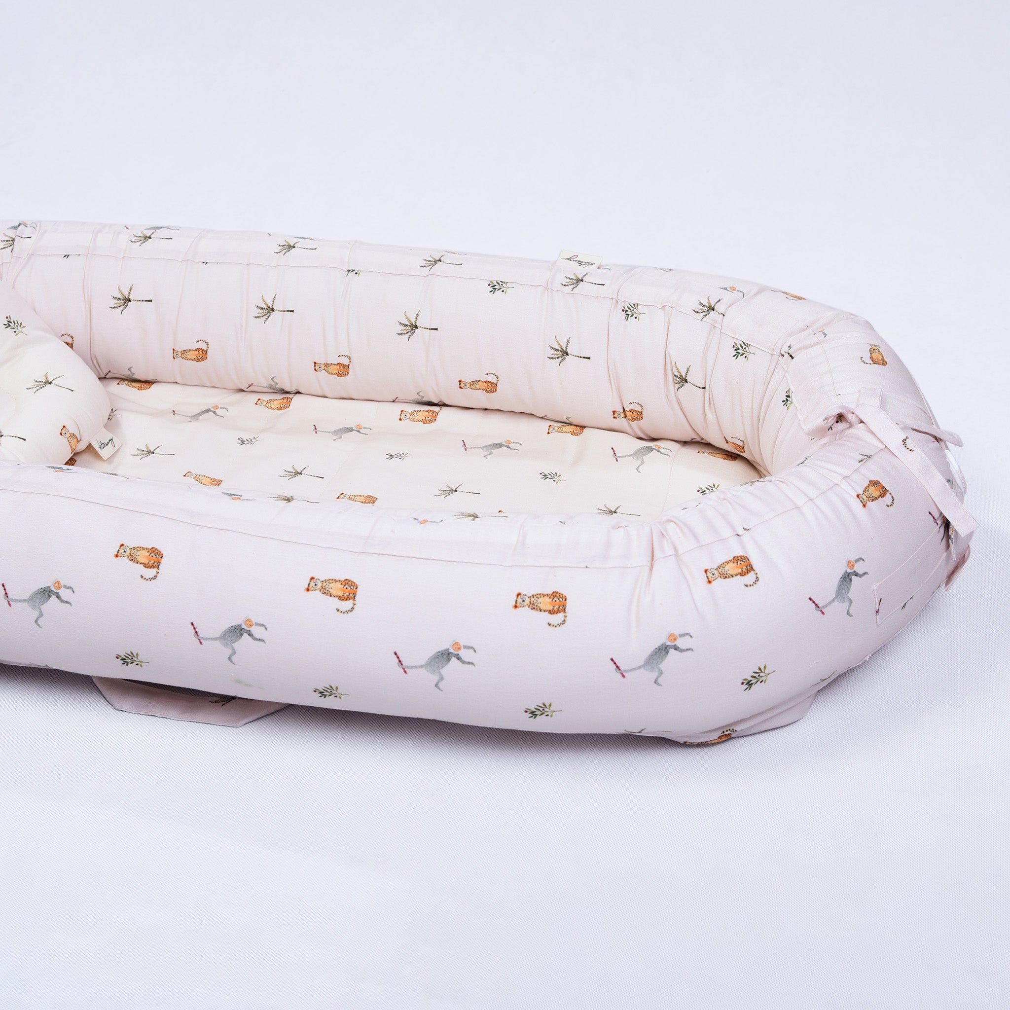 Monkey Cheetah Baby Nest Set 103